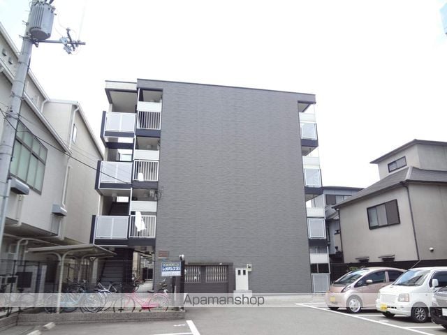 レオパレスドリームハウス枚方の外観写真