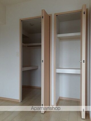 エクセレント・Ｔ[2LDK/61.52m2]の収納