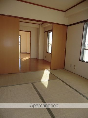 ファミリーマンション住吉の内装写真