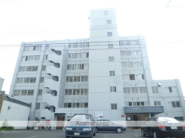 中の島1・3マンションの外観写真