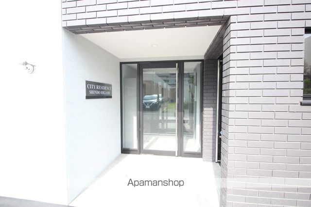 CITY RESIDENCE新道東の玄関写真
