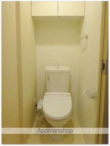 C0MF0RIA心斎橋EASTの内装写真