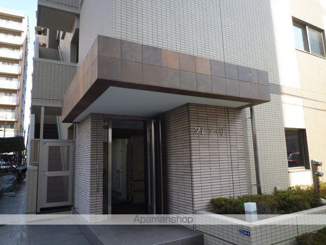 フレア・Fの玄関写真