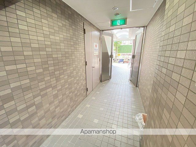 ADORERの内装写真