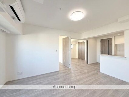 エレミ本蓮沼[2LDK/55.74m2]のリビング・居間3