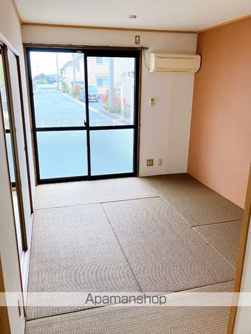 ヴィスタ桑田 II棟の内装写真
