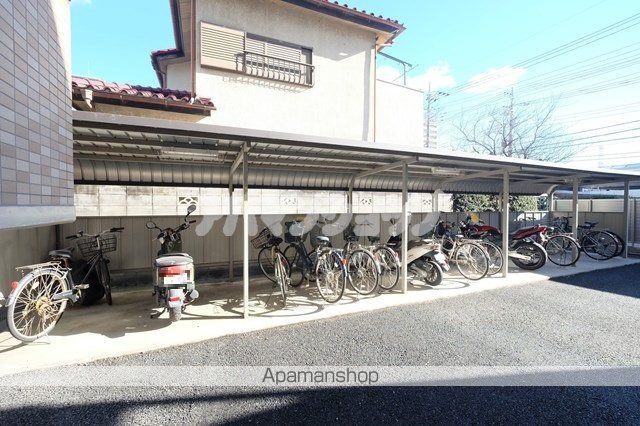 ボヌール若葉の玄関写真
