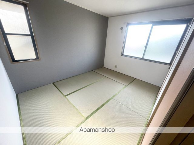 クレセントの内装写真