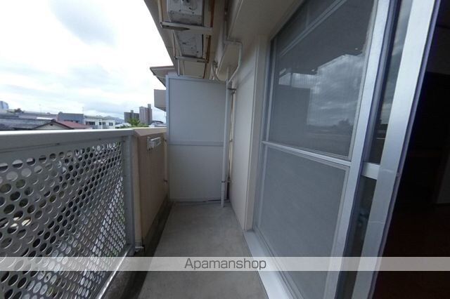 高知県高知市大津乙[1R/30m2]のバルコニー