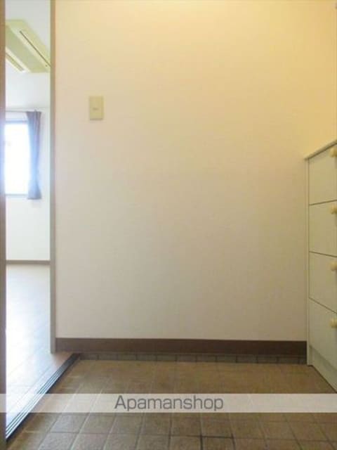 和歌山県和歌山市吉田[1LDK/33.96m2]の玄関