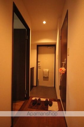 広島県広島市西区古江上２丁目[2LDK/66.6m2]の玄関