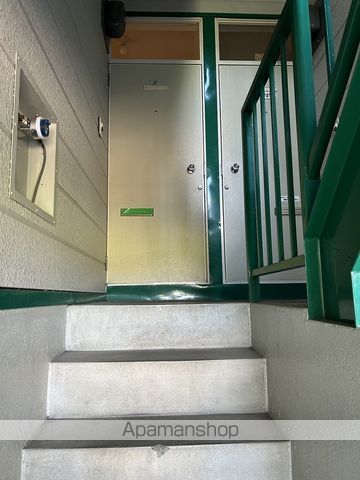 メゾンジュールの玄関写真