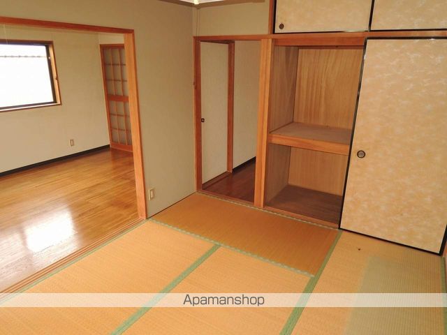 ハイツハピィバリーI 南棟の内装写真