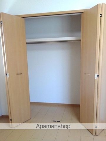 アーバンホワイトタナカIIIの内装写真