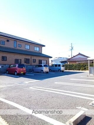 リープ美薗[1R/31.62m2]の駐車場