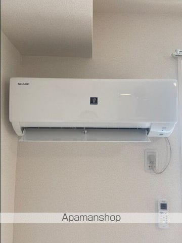 ロイヤルコート緑橋の内装写真