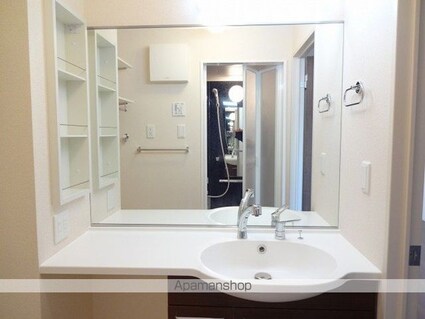 フォレストメゾン深芝[1LDK/45.85m2]の洗面所