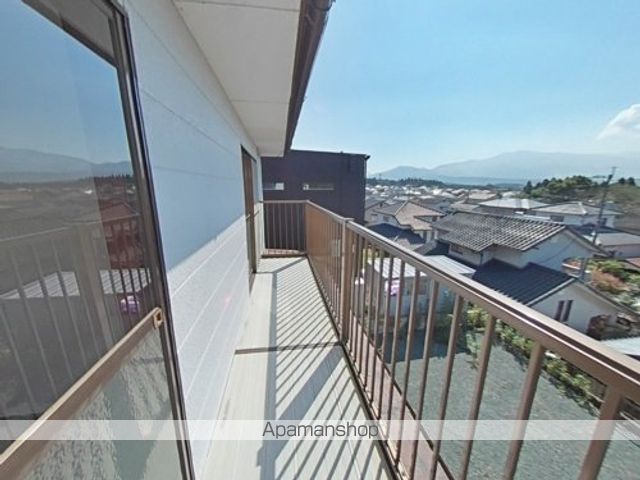 菊池郡大津町 2階建 築40年の内装写真