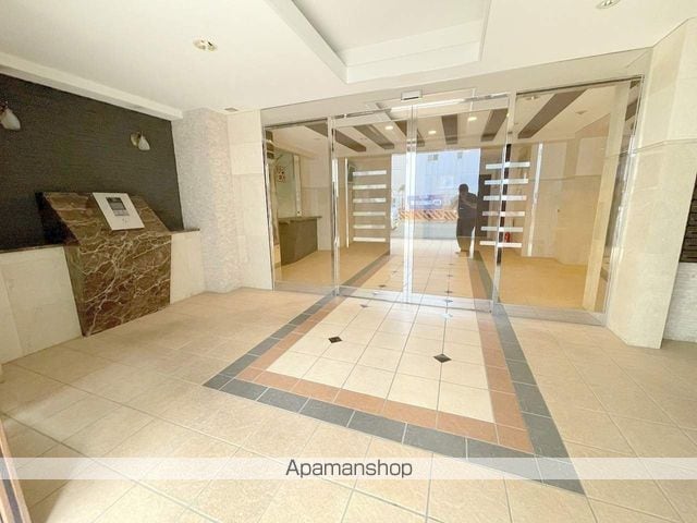 エイペックス京町堀IIの玄関写真