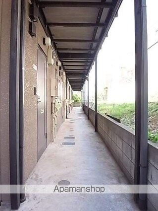 ハイムルーク[1K/32.17m2]のエントランス3