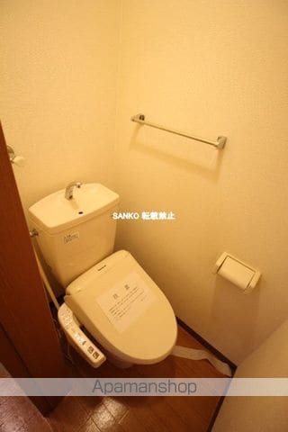 アン・フィニーの内装写真