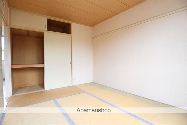 ロイヤルヒルズ3番館の内装写真
