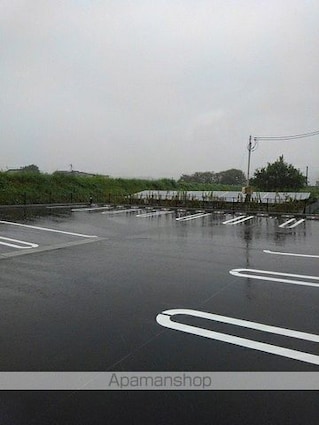 ジャルダン　Ｂ[2LDK/59.14m2]の駐車場