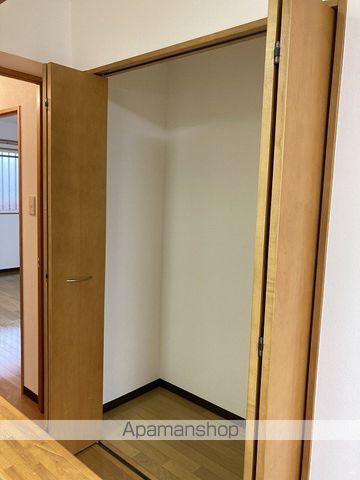 ピュアライフ坂井IIの内装写真