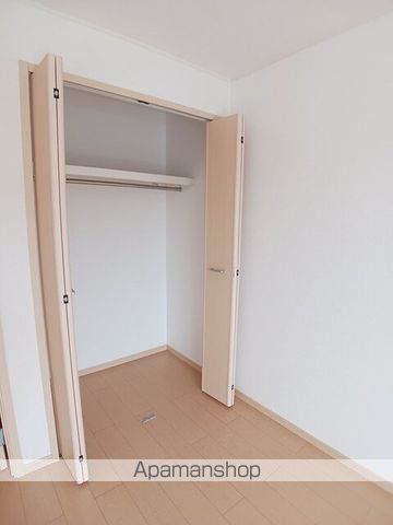 ＪＲ山陰本線 倉吉駅 バス乗車時間：10分 最寄りバス停で下車 徒歩3分 2階建 築18年の内装写真