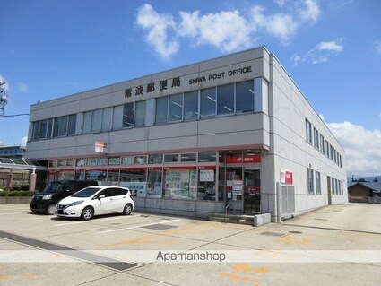 タウンコート・エミ[1LDK/35m2]の周辺3