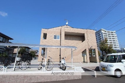 プティスール空港通り　[1LDK/36m2]の外観2