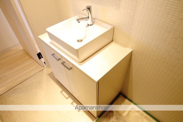西中島東行マンションの内装写真