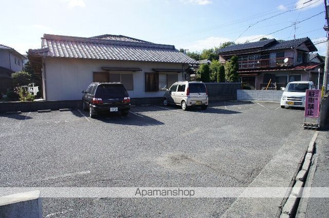 ファミールササキの周辺写真