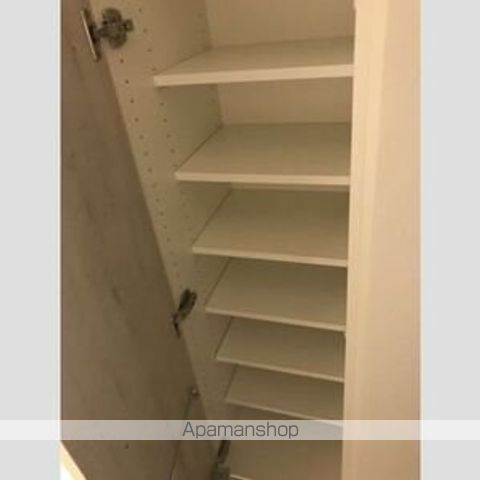 クレヴィスタ池袋ウエストの内装写真