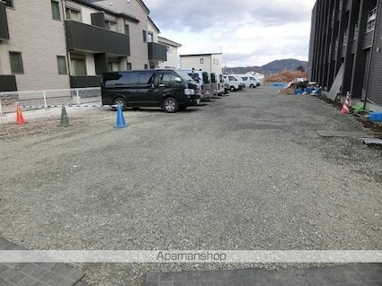 Ｈｉｌｌｓ　Ｒｅｓｉｄｅｎｔｉａｌ　Ｓ１２[1LDK/53.68m2]の駐車場