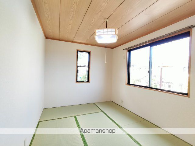 コンフォート朱雀VIの内装写真