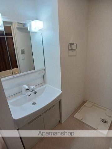 フローレス コート IIの内装写真