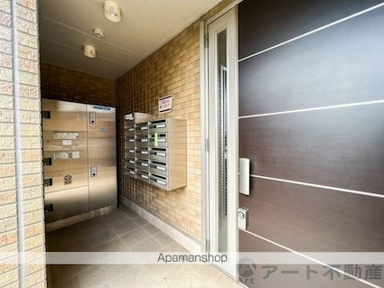 エステートＡ[1R/34.78m2]のエントランス