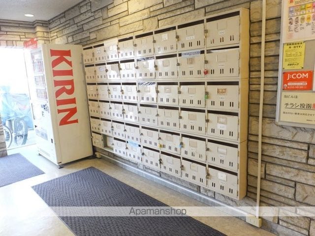 第78松井ビルの玄関写真