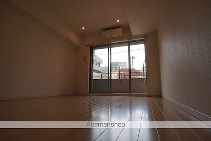 エスティメゾン四谷坂町（旧ジェイフラッツ）[1R/30.8m2]のリビング・居間