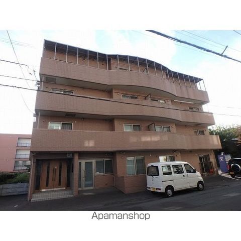フォレスト神宮前の外観写真