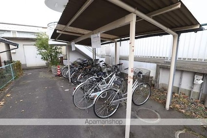 メゾン西中屋[2LDK/51m2]の共用部1