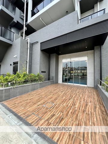 デュオステージ海老名の玄関写真