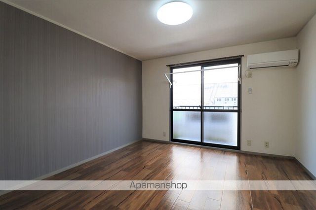 フローラル・コートの内装写真