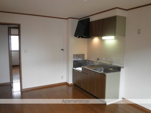 シャルマン二番館 A棟の内装写真