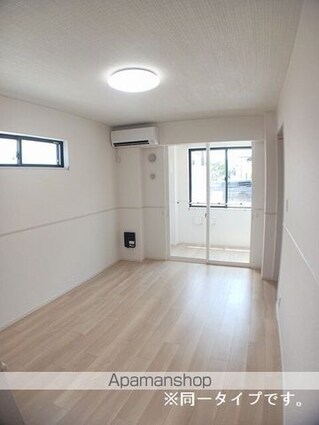 サニーコート伏見[1LDK/38.52m2]のリビング・居間