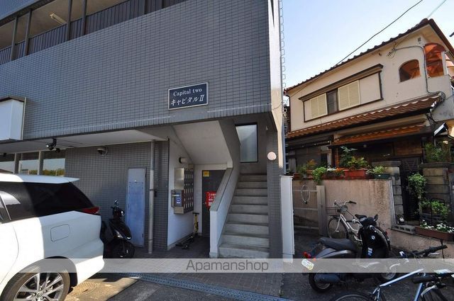 キャピタルIIの玄関写真