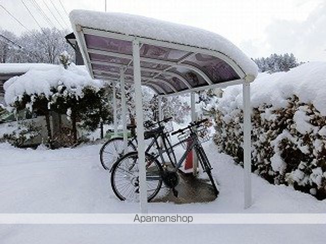 いわて銀河鉄道 滝沢駅 徒歩10分 2階建 築27年の内装写真