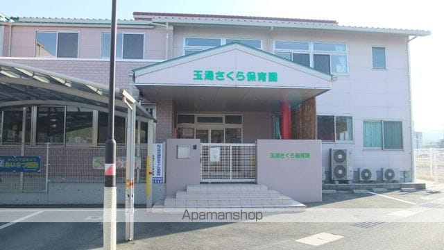 ウィスタリアの周辺写真