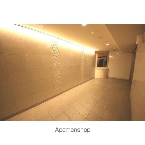 ランドハウス泉の玄関写真